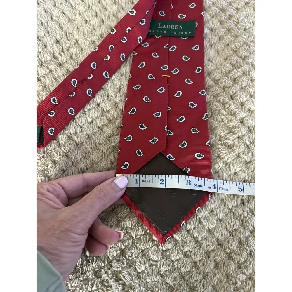 Lauren Ralph Lauren Tie Red White Blue Paisley 100% Silk Hand Finish/Made In USA